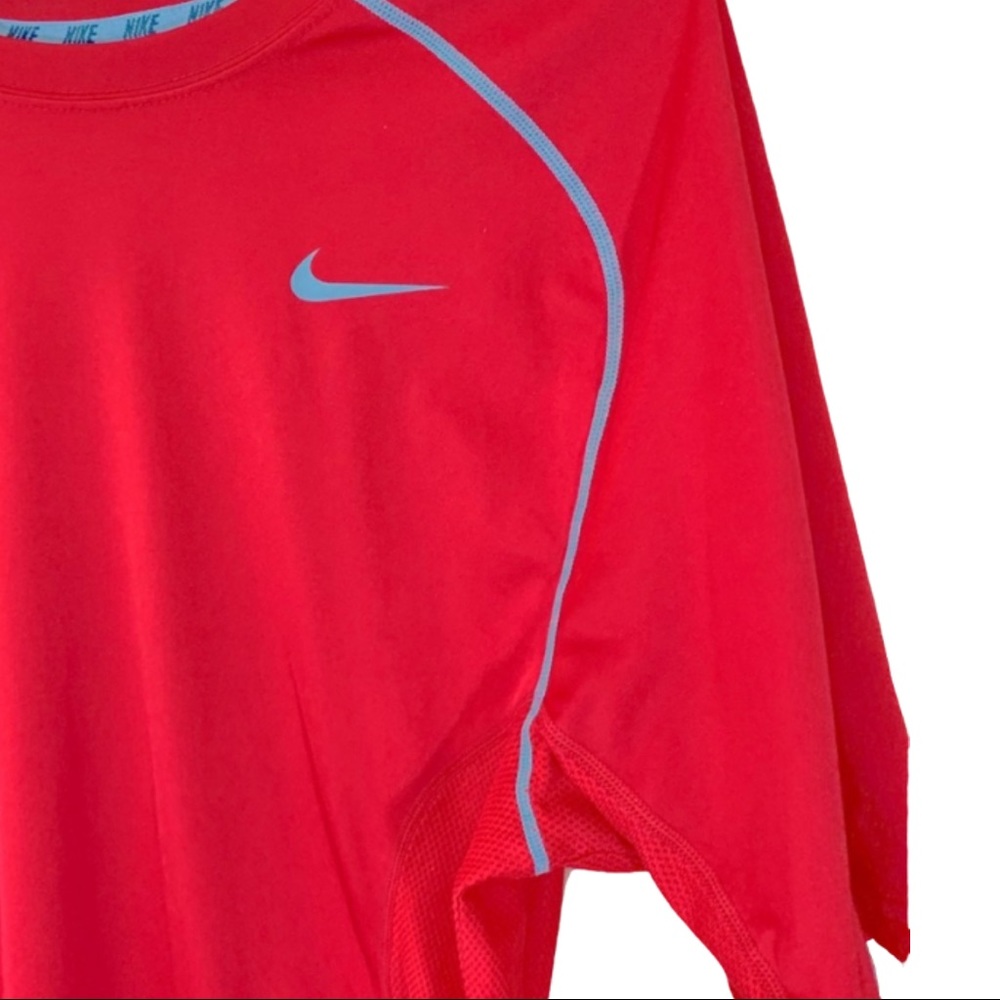 🎀 Nike Red Dri Fit Short Sleeve Men’s Tee M - Picture 5 of 7